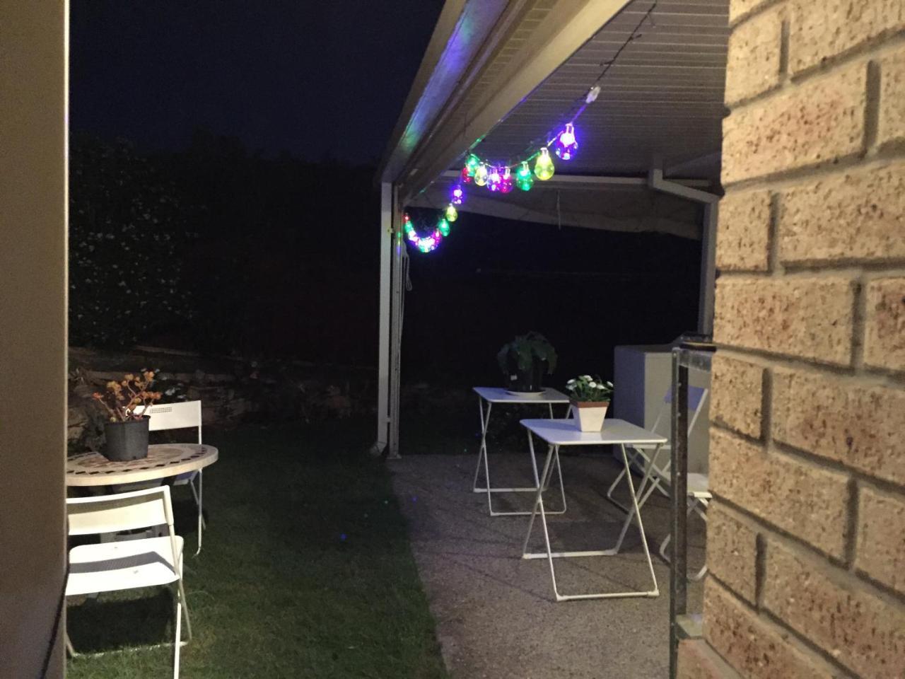 Theme Parks Amituofo Homestay Gold Coast Exterior photo